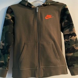 Nike Zip-Up Sweatshirt, Little Kids Size 6